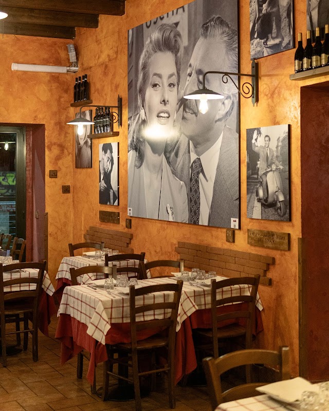 Ai Balestrari sul Naviglio Pavese, Milano