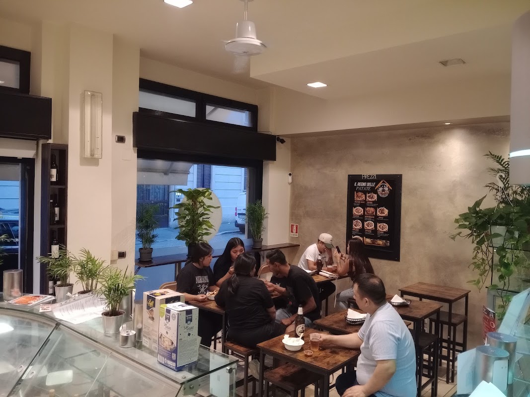 Lobos And More Company, Milano