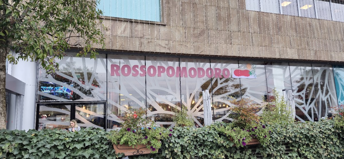 Rossopomodoro Carugate, Milano