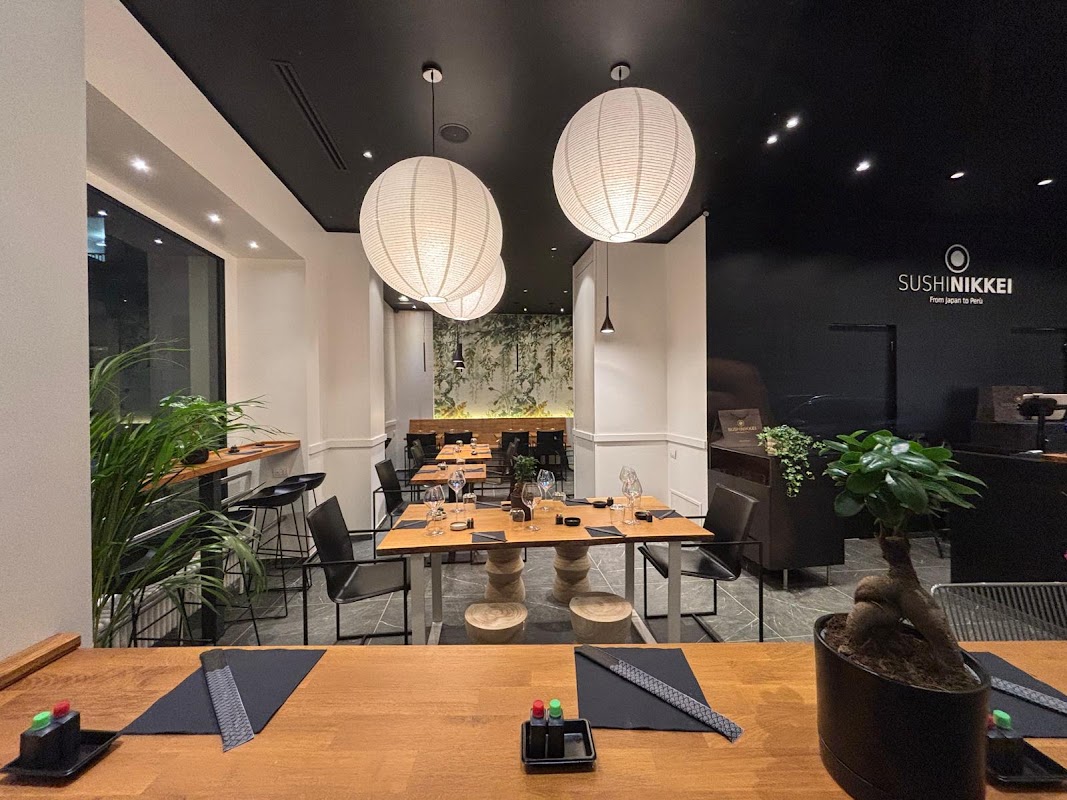SUSHI NIKKEI Duomo San Babila Milano - Restaurant Giapponese Nikkei, Milano